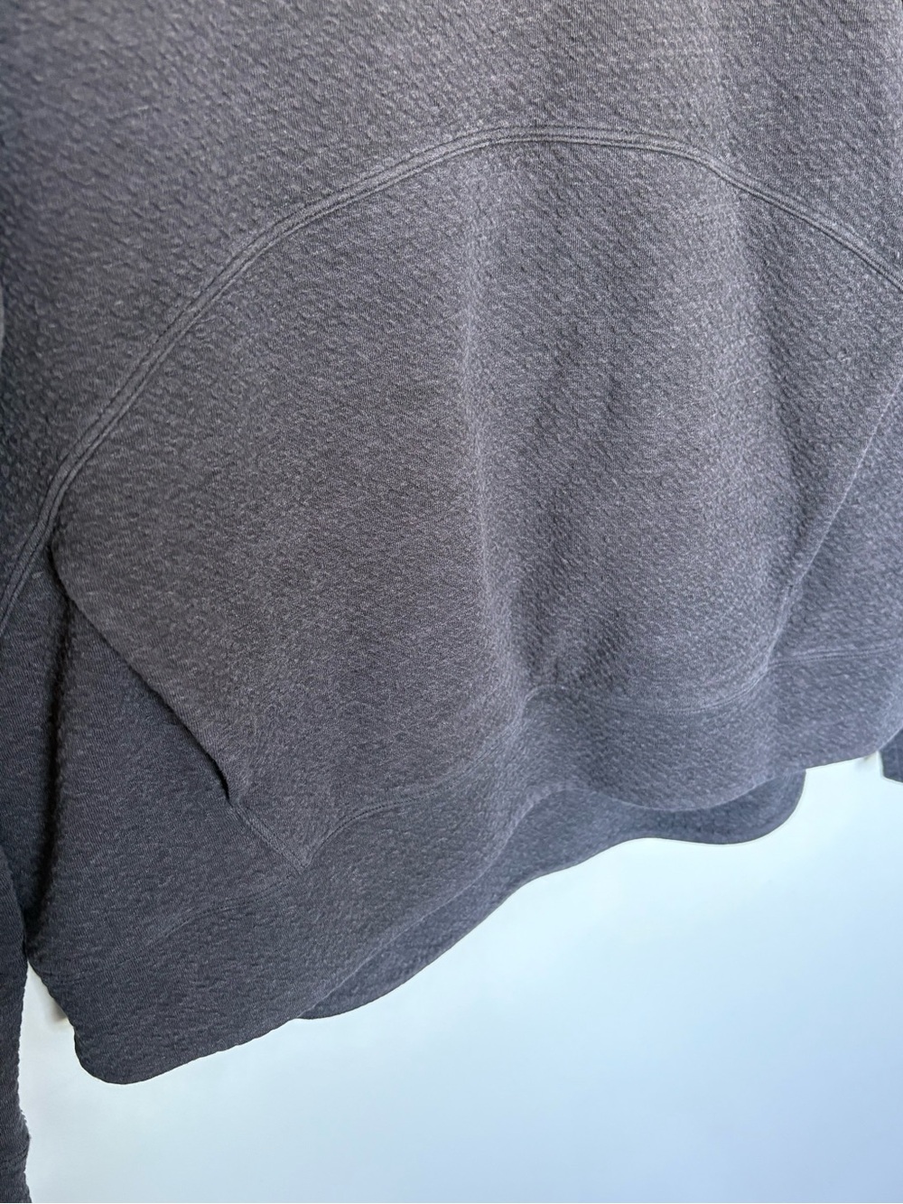 Lululemon textured pullover - Picture 3 of 5